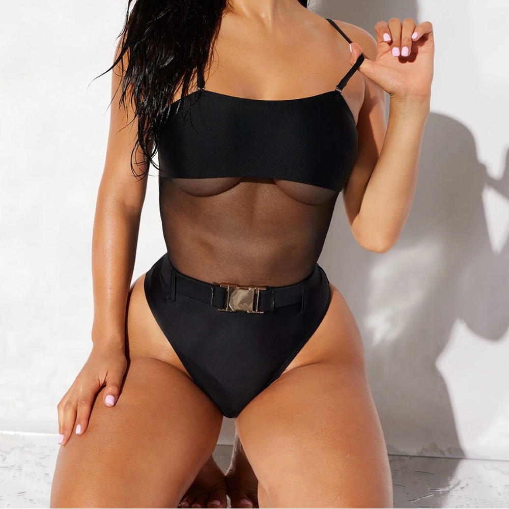 Fashion Nova - A Summertime Vibe Buckle 1 Piece Swimsuit - Black
